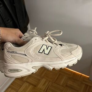 New Balance beige 530's